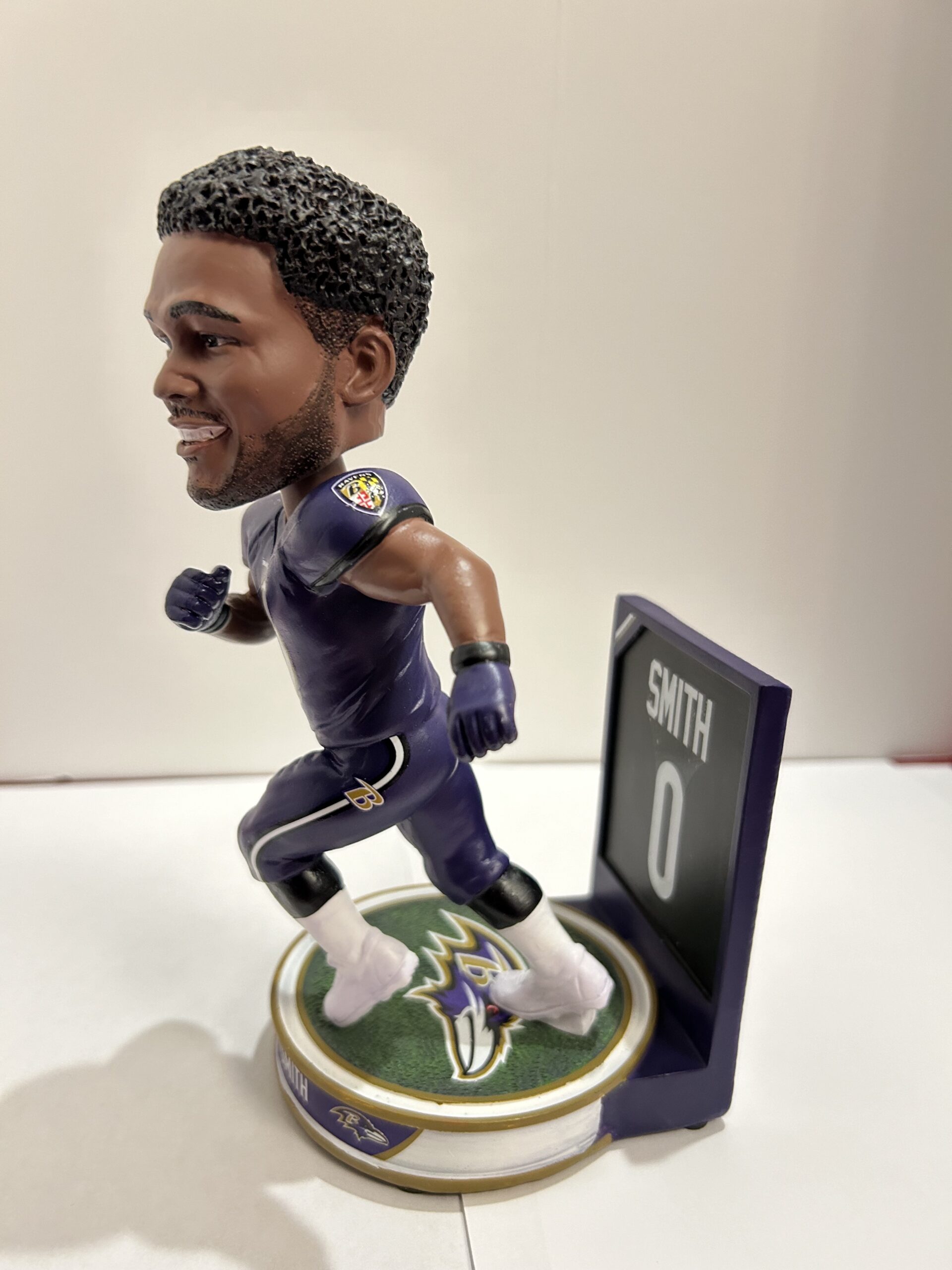 Baltimore Ravens Roquan Smith Bobblehead - Image 3